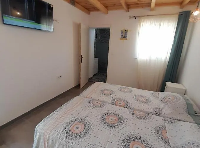 ホームステイ Ibiza Independent Bedroom And Bathroom アルブフェイラ