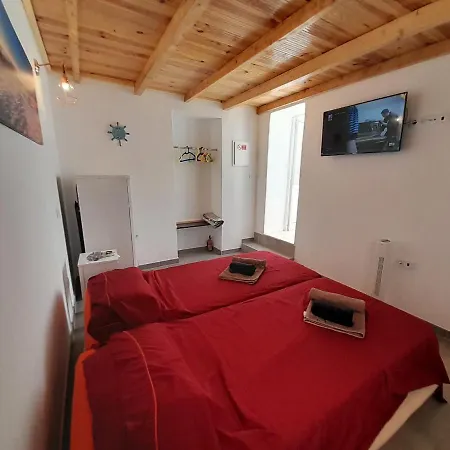 Ibiza Independent Bedroom&bathroom Accommodatie bij particulieren Albufeira